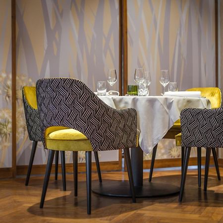 Aux Deux Clefs Hostellerie Groff Biesheim Εξωτερικό φωτογραφία